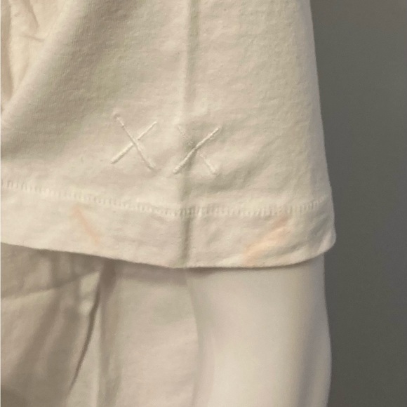 Kaws UNIQLO T-Shirt White Size - S UT Japan - Picture 13 of 13